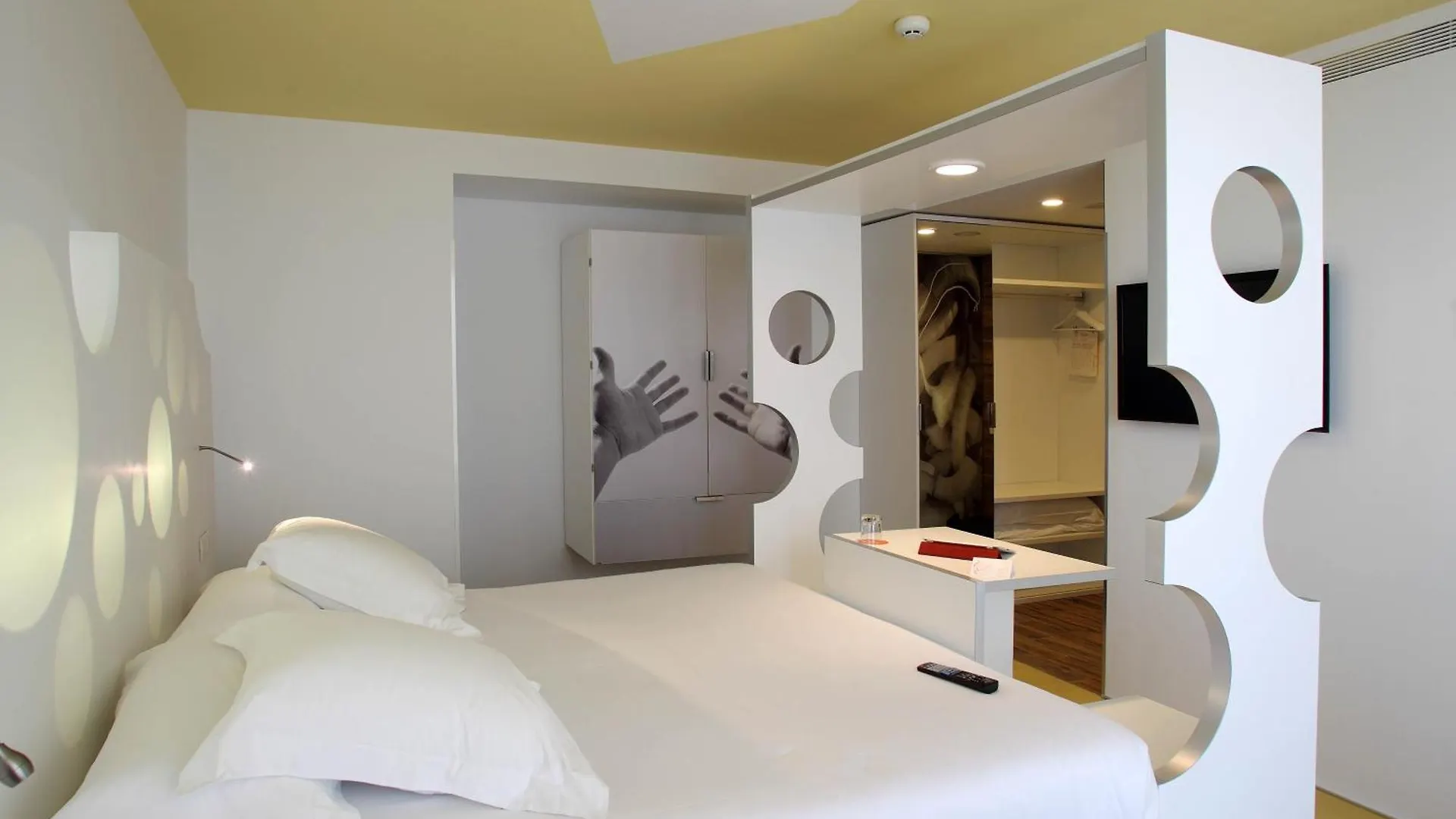 Room Mate Pau, Barcelona 3*,